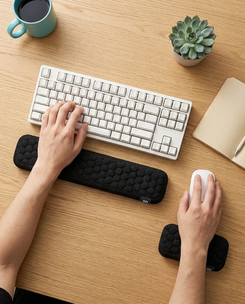 SpiroRest utilisé devant un clavier